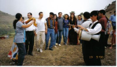 Για εμάς...